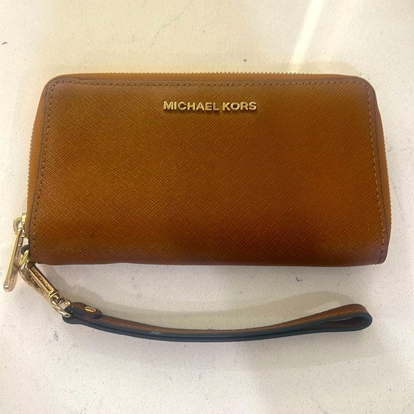 Michael Kors Jet Set Wallet, w phone slot Large - Brown excellent condition - Picture 1 of 13